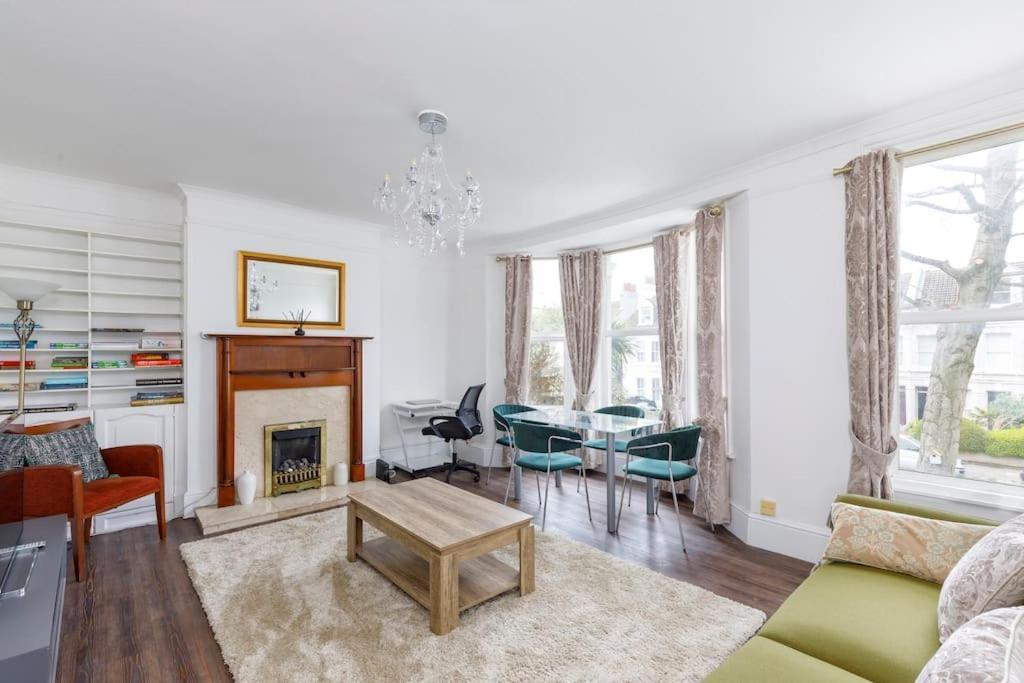Charming 2 Bedroom Flat In Central Hove With Free Parking Buitenkant foto