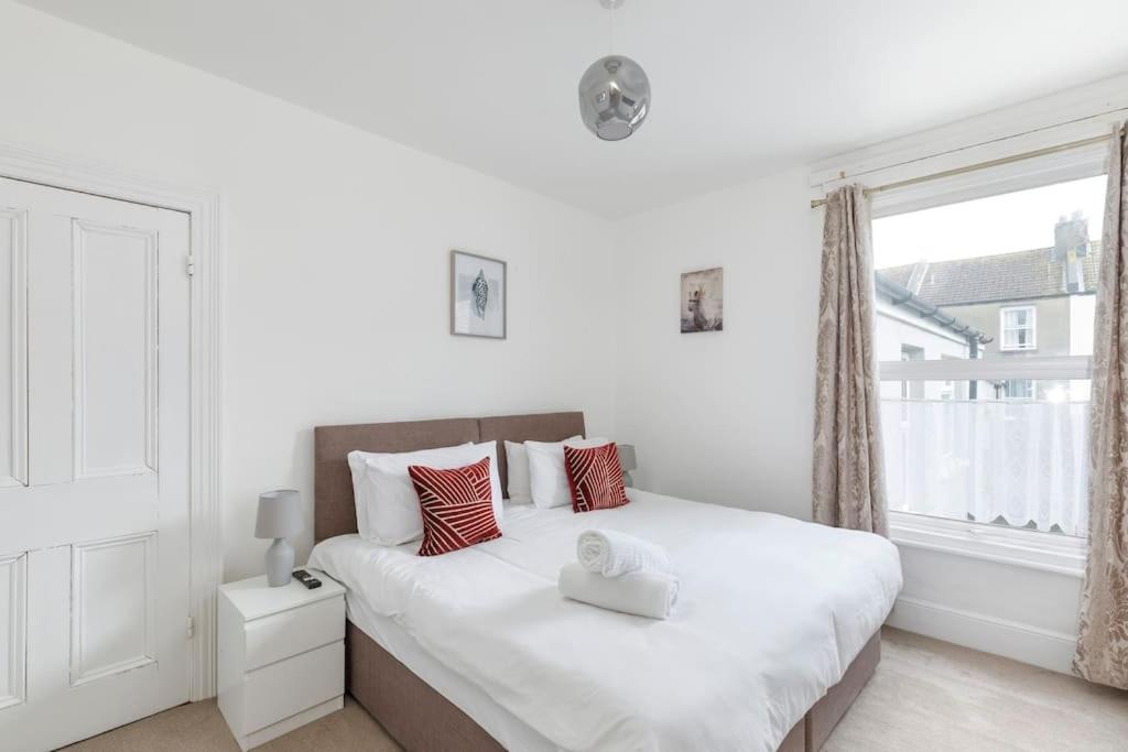 Charming 2 Bedroom Flat In Central Hove With Free Parking Buitenkant foto